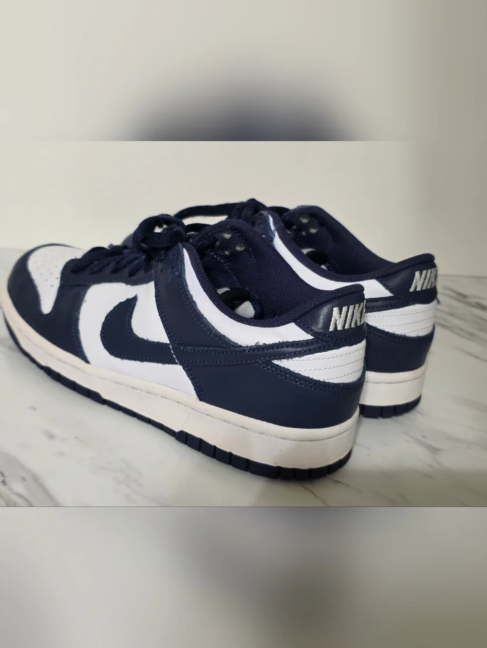 Nike Kids Low-Top Sneakers in Navy and White